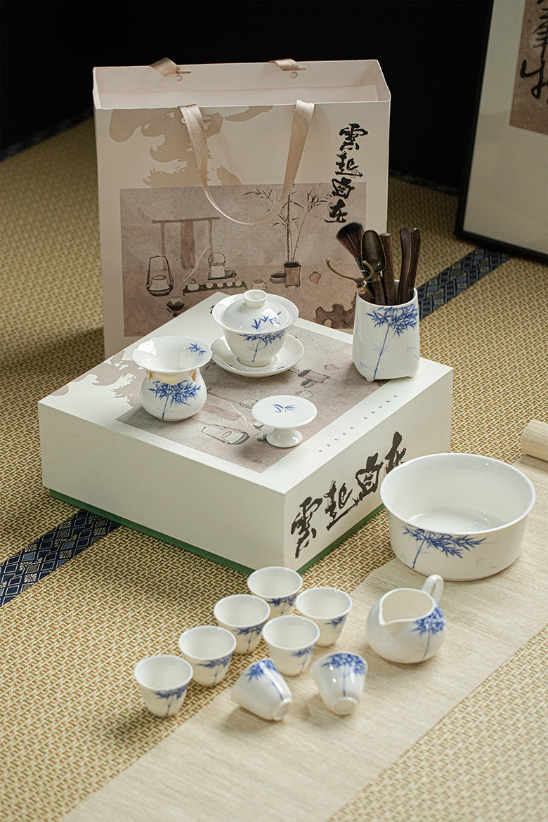 Blue and white bamboo tea set detail